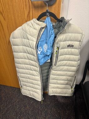 Stio Hometown Hooded Vest XL